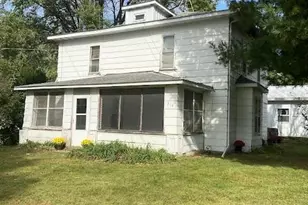 214 Platt Ave, Knapp, WI 54749 - Photo 1