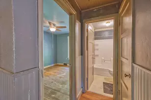 27 Cuyuna Dr, Virginia, MN 55792 - Photo 10