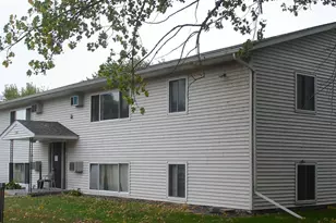 188 Lakeview Dr, Spicer, MN 56288 - Photo 1