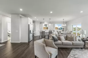 225 10th Ave NE, Hutchinson, MN 55350 - Photo 16