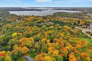 1426 Holdridge Cir, Wayzata, MN 55391 - Photo 4