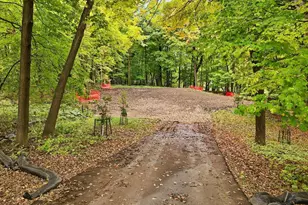 1426 Holdridge Cir, Wayzata, MN 55391 - Photo 6