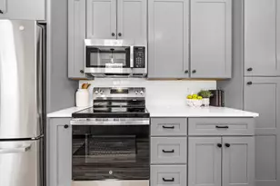 3100 Shadyview Ln N, Plymouth, MN 55447 - Photo 8