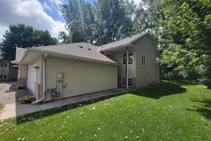 2729 Parkhaven Ct N, Brooklyn Park, MN 55444 - Photo 1