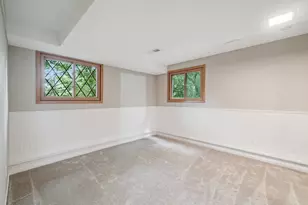 9001 Poplar Bridge Rd, Bloomington, MN 55437 - Photo 36