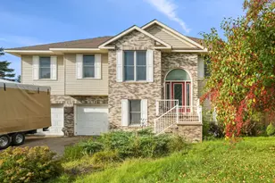 543 Hamilton Ct, River Falls, WI 54022 - Photo 1