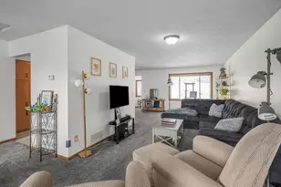 428 Main St N, Saint Michael, MN 55376 - Photo 8