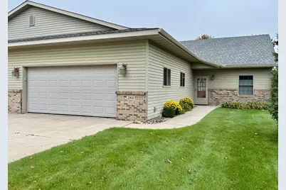 2908 9th Avenue SE, Willmar, MN 56201 - Photo 1