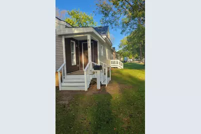 918 Gorton Avenue NW, Willmar, MN 56201 - Photo 1