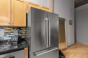 521 S 7th St, Minneapolis, MN 55415 - Photo 8