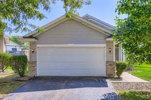 25659 Forest Blvd Ct, Wyoming, MN 55092 - Photo 2