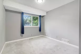 10707 Yukon Ave S, Bloomington, MN 55438 - Photo 8