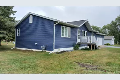 104 SW 6th Avenue, Verndale, MN 56481 - Photo 2