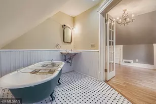 1401 Fremont Ave N, Minneapolis, MN 55411 - Photo 24