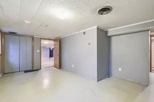 4828 Valley View Rd, Edina, MN 55424 - Photo 16