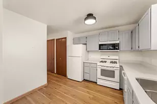 7019 W 110th St Cir, Bloomington, MN 55438 - Photo 28