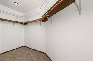 7019 W 110th St Cir, Bloomington, MN 55438 - Photo 44