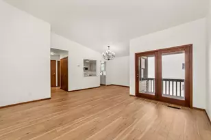 7019 W 110th St Cir, Bloomington, MN 55438 - Photo 20