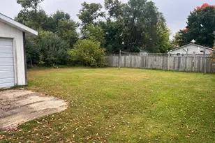 715 Holden Ave, Henning, MN 56551 - Photo 4