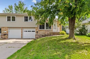 1709 Fair St, Mankato, MN 56001 - Photo 1