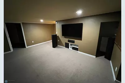 2937 Edgewood Drive N, Fargo, ND 58102 - Photo 18