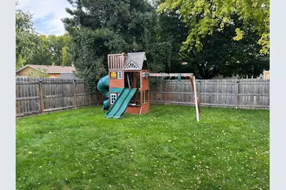 2937 Edgewood Drive N, Fargo, ND 58102 - Photo 2