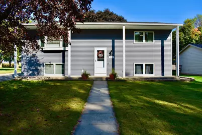 328 6th Street N, Kandiyohi, MN 56251 - Photo 1