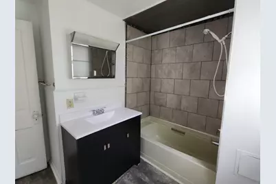 221 E 8th Street, Winona, MN 55987 - Photo 6