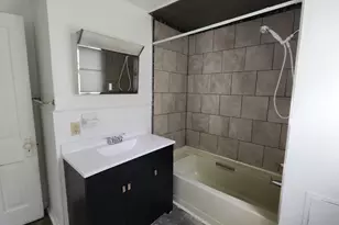 221 E 8th St, Winona, MN 55987 - Photo 6