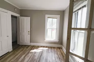 221 E 8th St, Winona, MN 55987 - Photo 8