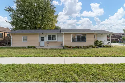 544 Page Avenue, North Mankato, MN 56003 - Photo 1