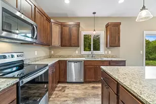 723 Jacko Ct, Hudson, WI 54016 - Photo 6