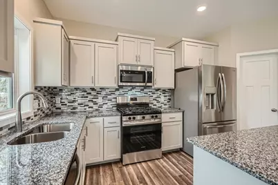 6048 Quebec Avenue N, New Hope, MN 55428 - Photo 2