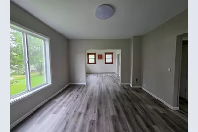 118 4th Avenue SE, Elbow Lake, MN 56531 - Photo 6