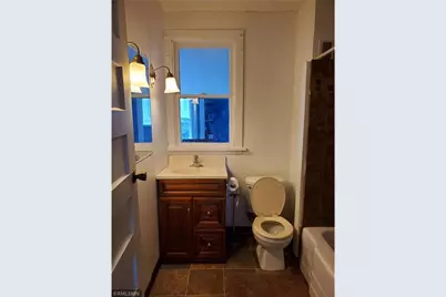 621 Morgan Avenue N, Minneapolis, MN 55411 - Photo 20