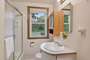 2911 Troseth Rd, Roseville, MN 55113 - Photo 16