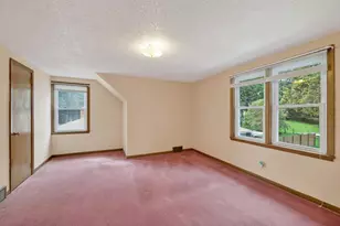 2911 Troseth Rd, Roseville, MN 55113 - Photo 12