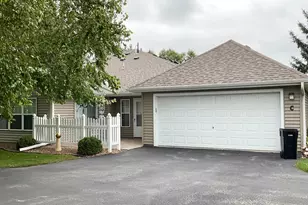 2102 Oak Tree Ln, Austin, MN 55912 - Photo 1