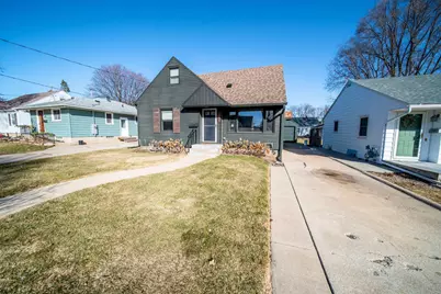 930 13th Avenue NE, Rochester, MN 55906 - Photo 4