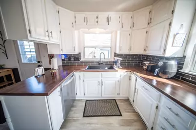 930 13th Avenue NE, Rochester, MN 55906 - Photo 10