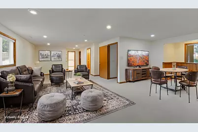 832 S Elm Street, Belle Plaine, MN 56011 - Photo 4