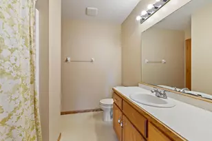 832 S Elm St, Belle Plaine, MN 56011 - Photo 20