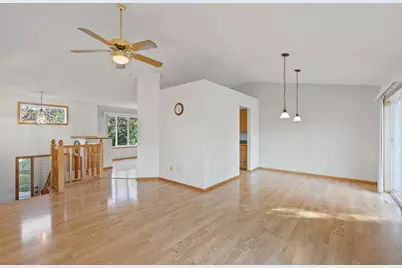 832 S Elm Street, Belle Plaine, MN 56011 - Photo 16