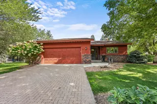 2420 Meadow Ct, Saint Cloud, MN 56301 - Photo 1