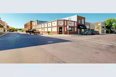 164 E 2nd Street, Redwood Falls, MN 56283 - Photo 2