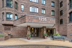 1235 Yale Pl, Minneapolis, MN 55403 - Photo 16