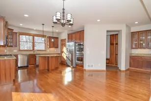 4090 Maple Hurst Dr S, Rockford, MN 55373 - Photo 8