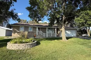 1908 380th St, Breckenridge, MN 56520 - Photo 2