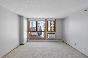 433 S 7th St, Minneapolis, MN 55415 - Photo 4