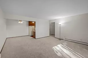 4380 Brookside Ct, Edina, MN 55436 - Photo 14